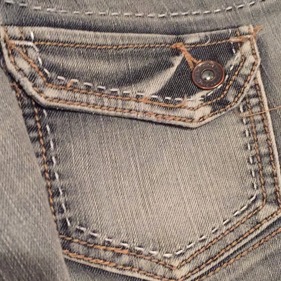 YMI from city of angels 7"rise 2.5"inseam 15"waist - Picture 7 of 8